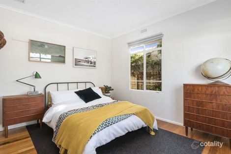 Property photo of 1/9 Oulton Crescent Reservoir VIC 3073