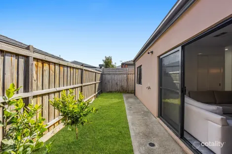Property photo of 12 Emberley Street Wollert VIC 3750