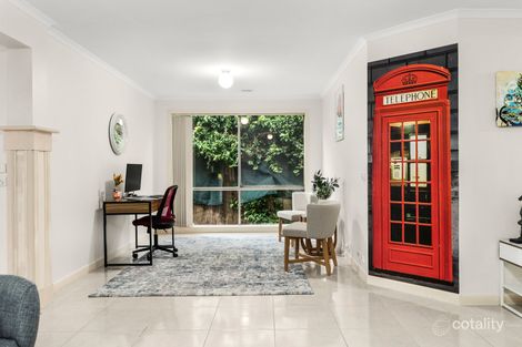 Property photo of 4 Elmwood Place Craigieburn VIC 3064