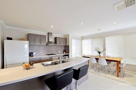 Property photo of 18 Taig Avenue Kialla VIC 3631