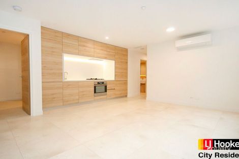 Property photo of 210/12 Queens Road Melbourne VIC 3004