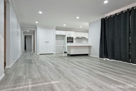 Property photo of 32 Serpentine Place Eagle Vale NSW 2558