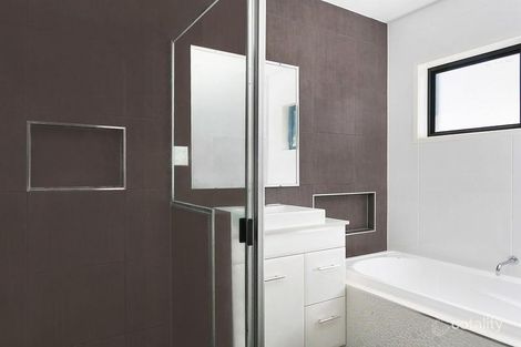 Property photo of 1/18 Bruce Hiskens Court Norman Gardens QLD 4701