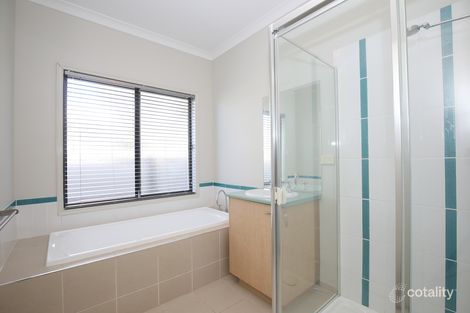 Property photo of 37 Cheltenham Close Craigieburn VIC 3064