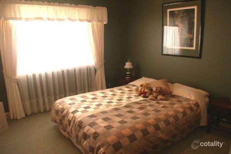 Property photo of 19 Pearson Close Arundel QLD 4214