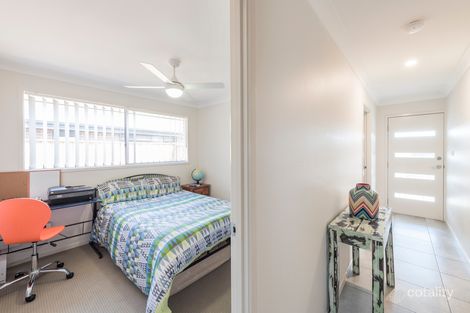 Property photo of 50 Bulbul Crescent Fletcher NSW 2287