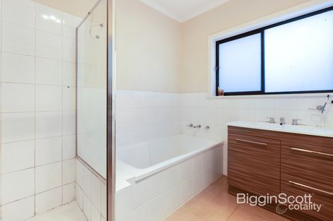 Property photo of 48 Vanbrook Street Forest Hill VIC 3131