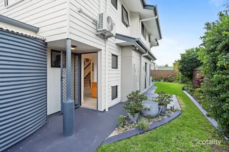 Property photo of 1/9 Kappella Street Kippa-Ring QLD 4021