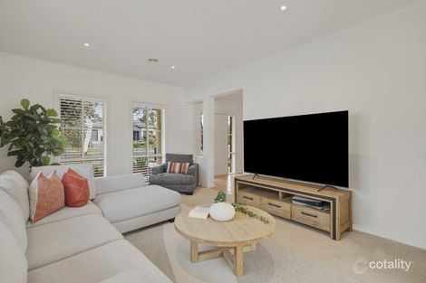 Property photo of 28 Pepperbush Crescent Langwarrin VIC 3910