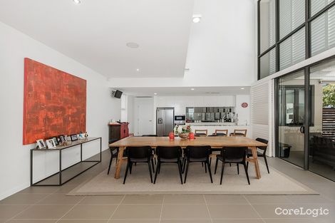 16 River Vista Way, Paradise Point, QLD 4216