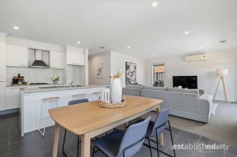 Property photo of 9 Prichard Walk Point Cook VIC 3030