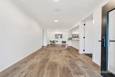 Property photo of 14 Dreamer Circuit Mount Duneed VIC 3217