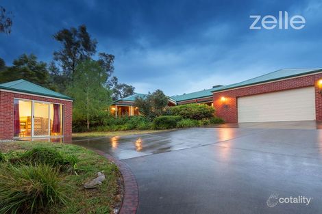 Property photo of 13 Blue Bonnet Way Wodonga VIC 3690