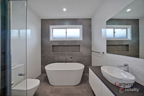 Property photo of 6 Roy Crescent Thirlmere NSW 2572