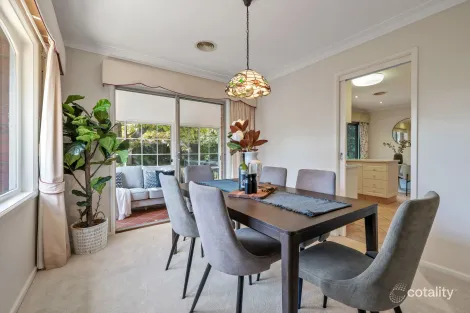 Property photo of 37 Blackwood Terrace Holder ACT 2611