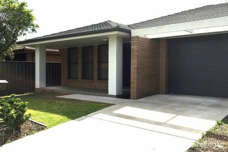 1/6 Elizabeth St, Cessnock, NSW 2325