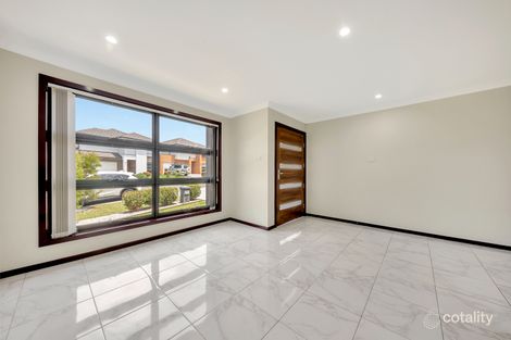 Property photo of 30 Summerland Crescent Colebee NSW 2761