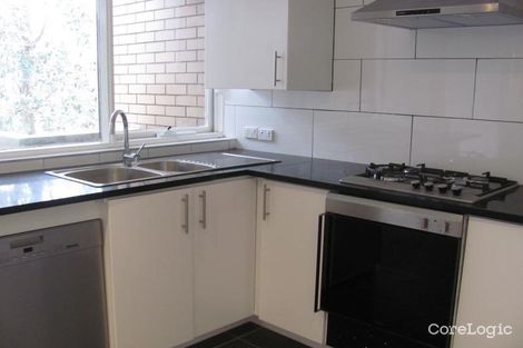 Property photo of 7/10 Khartoum Street Caulfield North VIC 3161