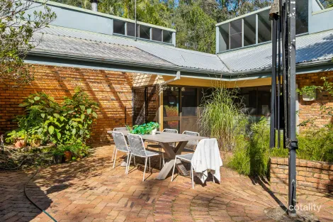 Property photo of 1 Nullamanna Road Camp Mountain QLD 4520