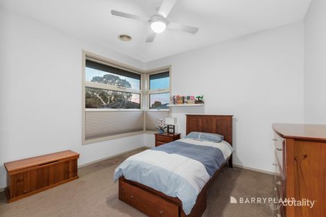 Property photo of 52 Crestwood Avenue Macleod VIC 3085