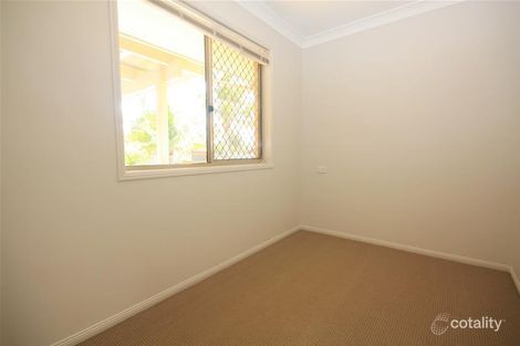 Property photo of 8 Rochelle Court Edens Landing QLD 4207