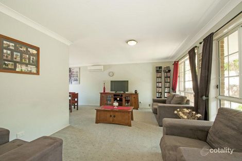 Property photo of 10 Colvin Place Dapto NSW 2530