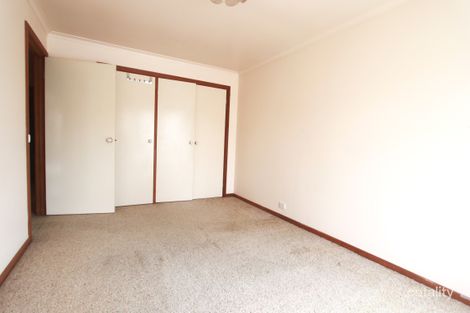 Property photo of 2/4 Kurrajong Avenue Glen Waverley VIC 3150