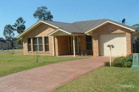 66 Hargreaves Cct, Metford, NSW 2323