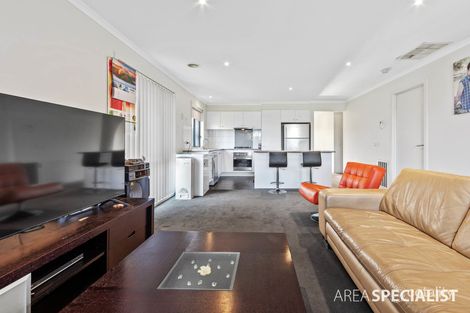 Property photo of 4 Yalding Place Deer Park VIC 3023