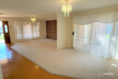 Property photo of 16 Dickson Road Griffith NSW 2680