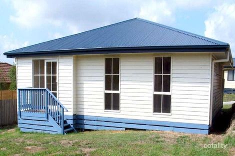 Property photo of 8 Kathryn Close Pakenham VIC 3810