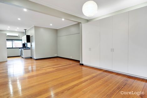 Property photo of 52 Ascot Vale Road Flemington VIC 3031