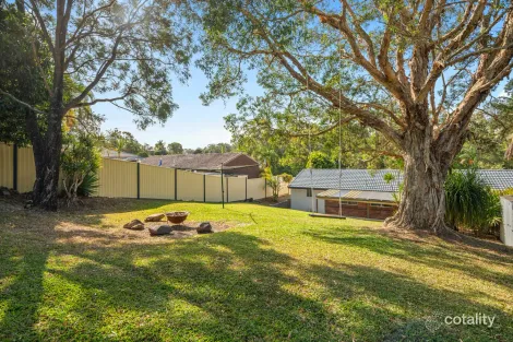 5 Buring Ct, Highland Park, QLD 4211