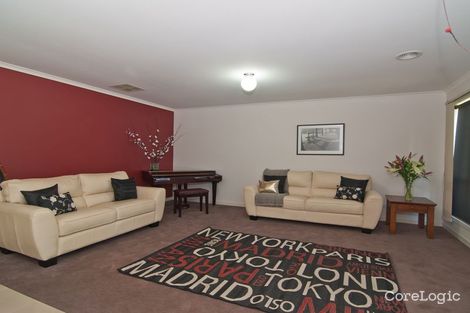 Property photo of 44 Hidden Grove Boulevard Keysborough VIC 3173