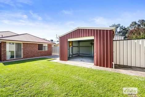 Property photo of 6 Oatlands Fairway West Wodonga VIC 3690
