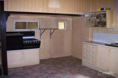 Property photo of 18 Fe Walker Street Kepnock QLD 4670