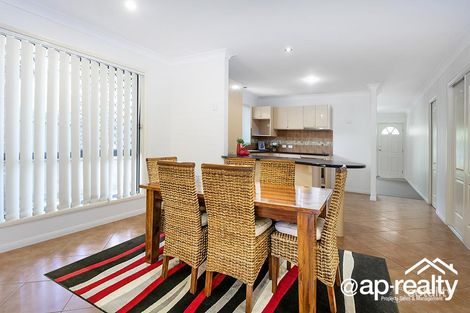 Property photo of 5 Diamondy Close Forest Lake QLD 4078