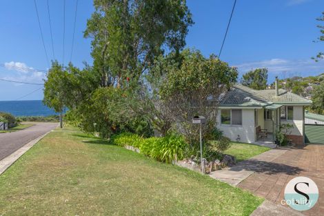 Property photo of 56 Ocean View Parade Caves Beach NSW 2281