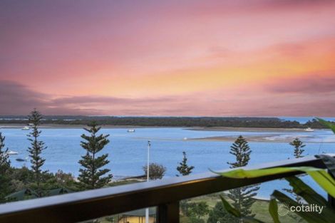 909/372-374 Marine Pde, Labrador, QLD 4215