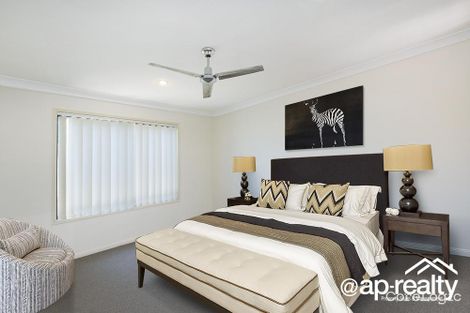 Property photo of 5 Diamondy Close Forest Lake QLD 4078