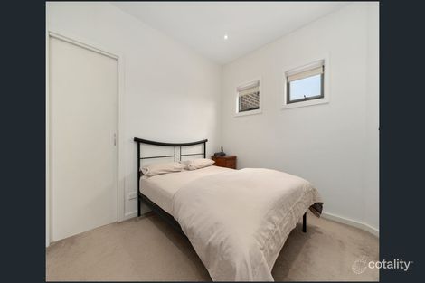 Property photo of 2/17 Hillcrest Road Frankston VIC 3199