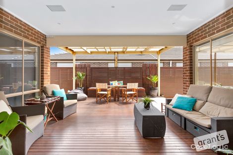 Property photo of 61 Bridgewater Boulevard Berwick VIC 3806