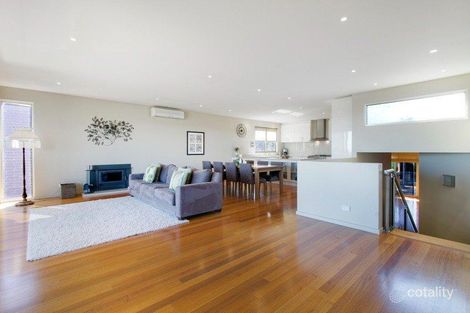 Property photo of 2 Byron Street Mount Martha VIC 3934