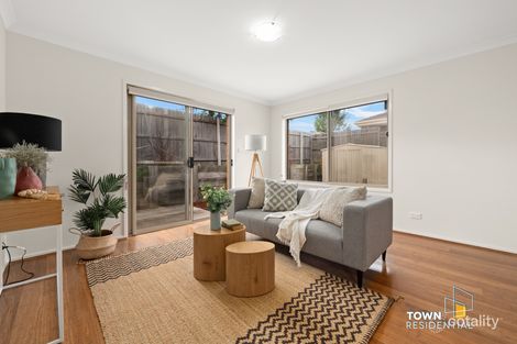 Property photo of 30 Stang Place Macgregor ACT 2615