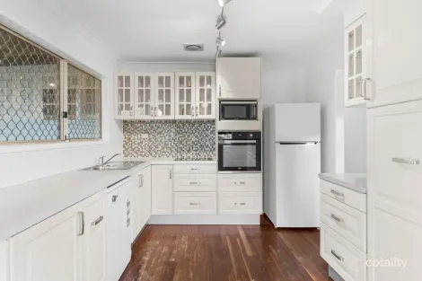 Property photo of 74 Durham Crescent Bray Park QLD 4500