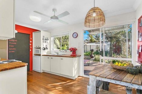 Property photo of 21 Brockworth Street Wynnum West QLD 4178