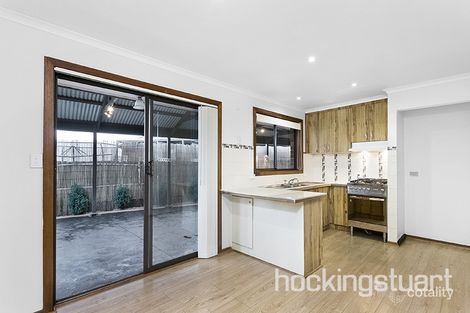 Property photo of 9 Oxley Court Melton South VIC 3338