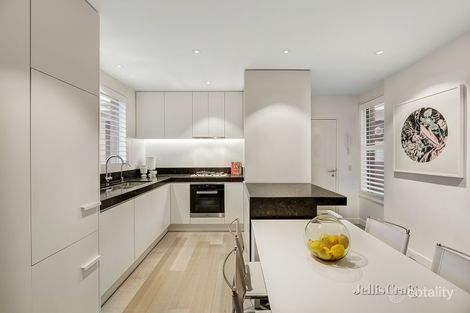 Property photo of 18/4 Glyndebourne Avenue Toorak VIC 3142
