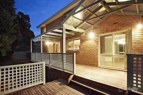 Property photo of 22 Glen Orchard Close Templestowe VIC 3106