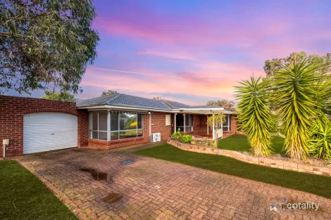 10 Madeleine Pl, Melton West, VIC 3337